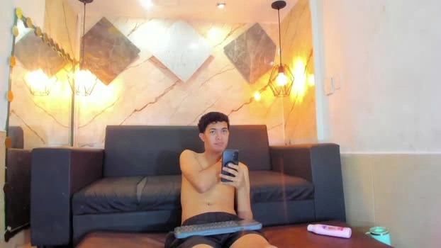 ALEX_KEITH26 20-06-2026 Male Cap bicurious gay striptease naked