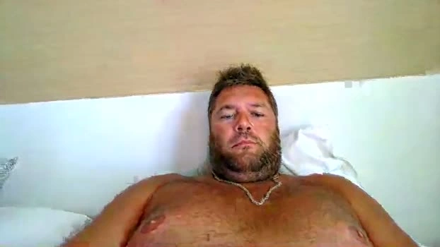LuckyLuck93 21-06-2026 Male Cap bigballs legs bigcock naughty