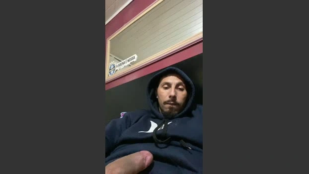 alfaman7 22-06-2026 Male Cap jerking horny nasty striptease