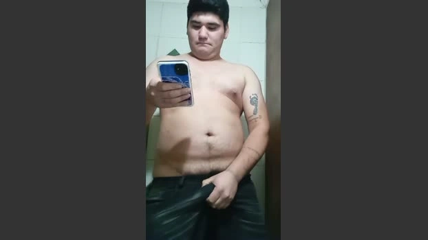 Adritoledo 23-06-2026 Male Cap gay bigballs bigdick juicy