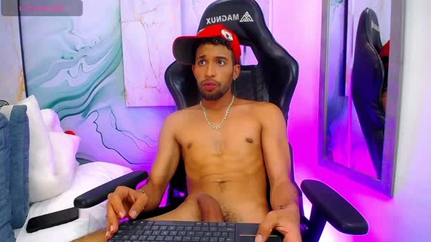 Michael_Hanks 23-06-2026 Male Cap horny juicy jerkoff Cam