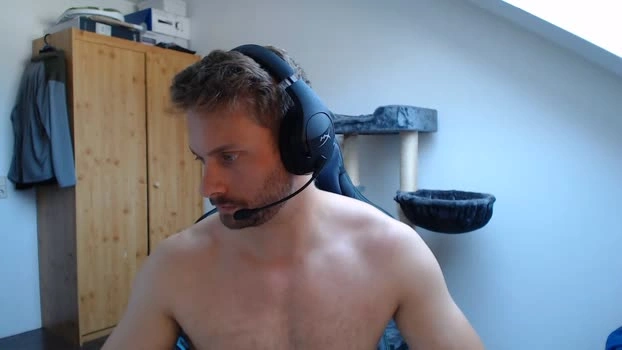 blueeyes839 22-06-2026 Male Cap kissing Pretty gag blowjob
