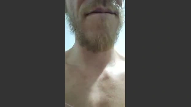 Puta9pica 25-06-2026 Male Cap Topless big XXX horny