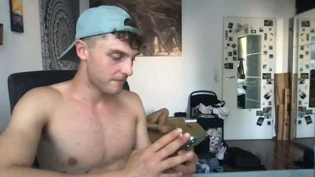 Jakob4Cam 26-06-2026 Male Cap Topless strip love Webcam