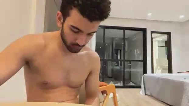 Drgym18 27-06-2026 Male Cap kiss naked bigballs play