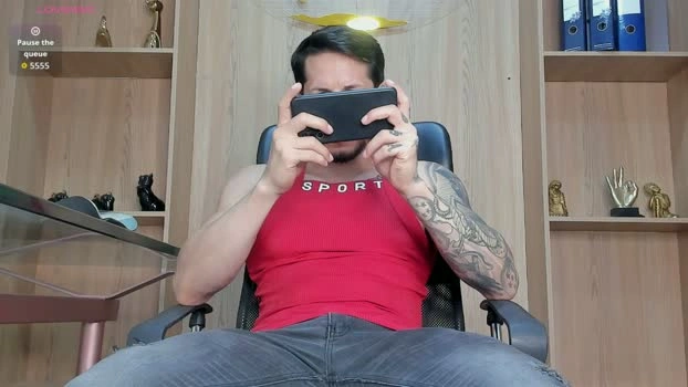 George_Diesell 27-06-2026 Male Cap strip amateur bicurious Gay