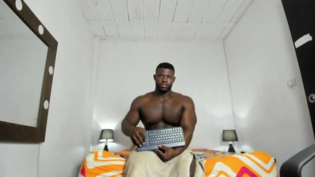 Max_flex 26-06-2026 Male Cap big fuckass kiss bj-dildo
