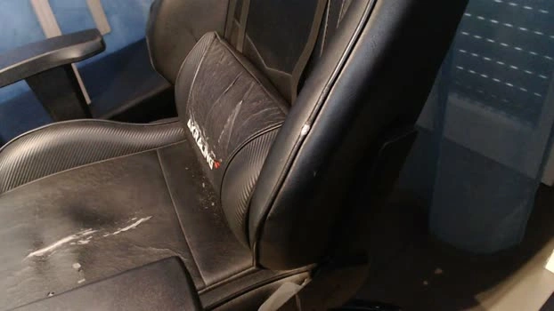 luca2423 28-06-2026 Male Cap beautiful fuckher legs toy