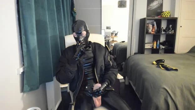 nikita4c 28-06-2026 Male Cap bigcock Gay wank Show