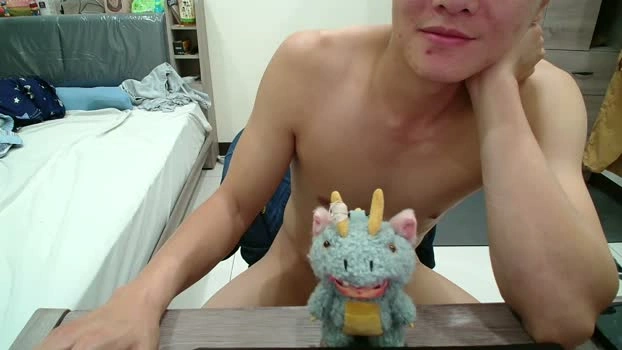 herisson8644 28-06-2026 Male Cap Topless bicurious jerkoff jerking