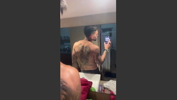 nicolas2471 30-06-2026 Male Cap strip suckshow hard bigcock