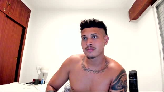 JohanSmith__ 30-06-2026 Male Cap jerkoff suckcock bicurious suckshow