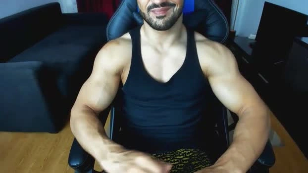 beranco19 01-07-2026 Male Cap amateur kissing cute Show