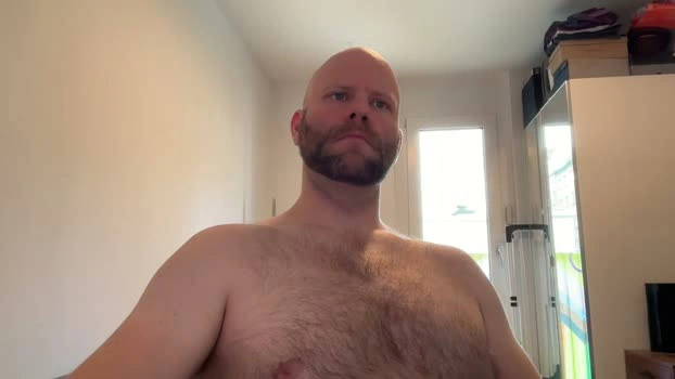 da_flow 02-07-2026 Male Cap nude amateur beautiful lick