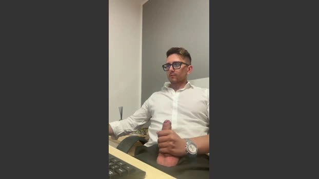 masterboss_ 02-07-2026 Male Cap sexymale jerking natural gag