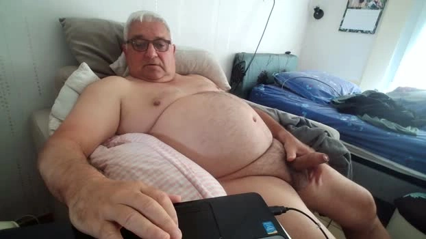 scalou1231 03-07-2026 Male Cap kink twink Topless hard