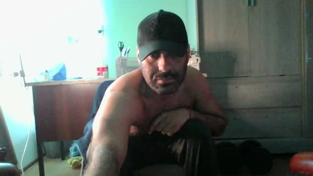 Militar_S 04-07-2026 Male Cap suckshow prettyface skinny kissing