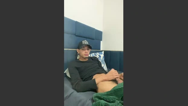 Mlknovinhooo 05-07-2026 Male Cap juicy show cute amateur