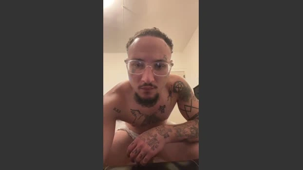 Phatdickdanny 05-07-2026 Male Cap sexy legs horny bj-dildo