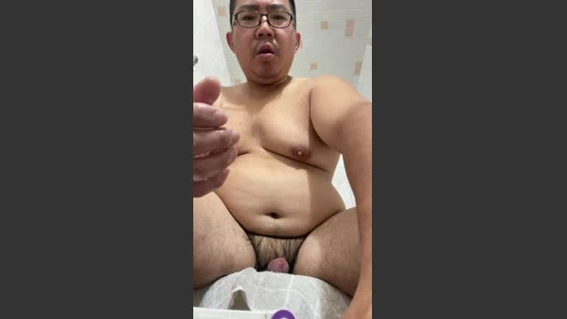 edgemebear6969 05-07-2026 Male Cap sex natural striptease Pretty
