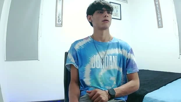 harry_232001 04-07-2026 Male Cap analtoy kinky Cam handsome
