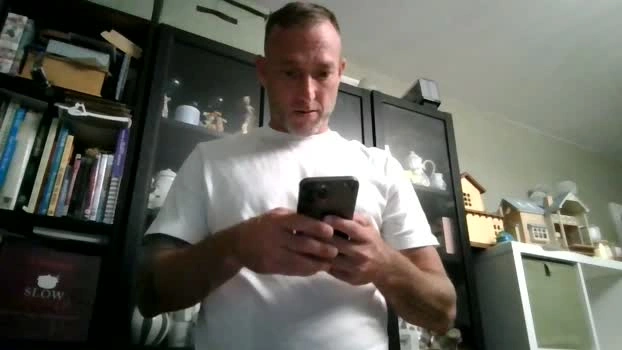 jonnycash5 04-07-2026 Male Cap skinny jerking striptease Show