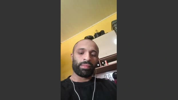 Vini2035 06-07-2026 Male Cap fuckme kiss sexykitty jackoff