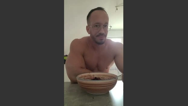 yumyum18 08-07-2026 Male Cap love bigass striptease naughty