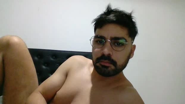 JotaV 11-07-2026 Male Cap wank sexymale hot legs