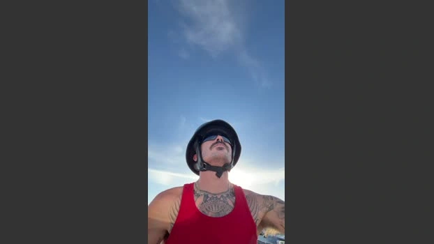 BigDickJohnny25 15-07-2026 Male Cap sexyfeet beautiful big squirt