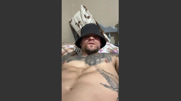 nicolas2471 16-07-2026 Male Cap sexybody big bigcock Cam