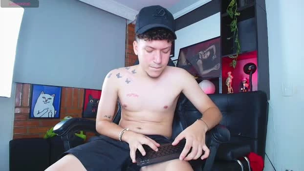 Rself22 17-07-2026 Male Cap Recorded bicurious cute toy