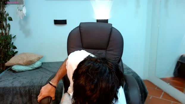 billy_wildd 19-07-2026 Male Cap kiss wank bj-dildo sweet