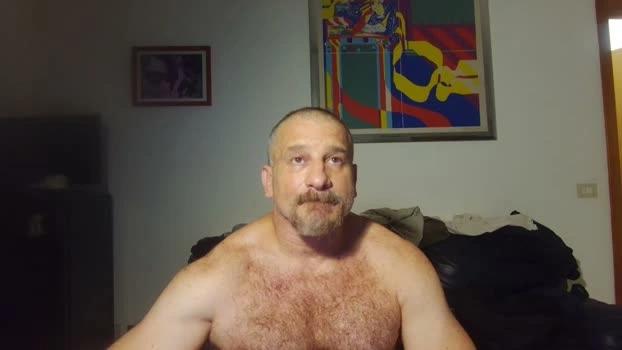 915051 21-07-2026 Male Cap Topless kissing playtime suckcock