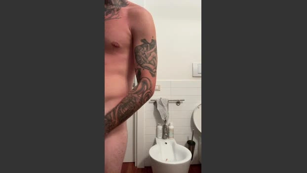 Tattoo 25-07-2026 Male Cap bigcock amateur suckcock jerkoff