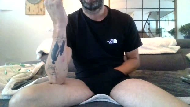 pierrotx69 27-07-2026 Male Cap toys fingers suck hardcock