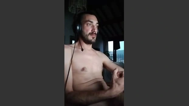 carl737 27-07-2026 Male Cap jerking gag ass prettyface